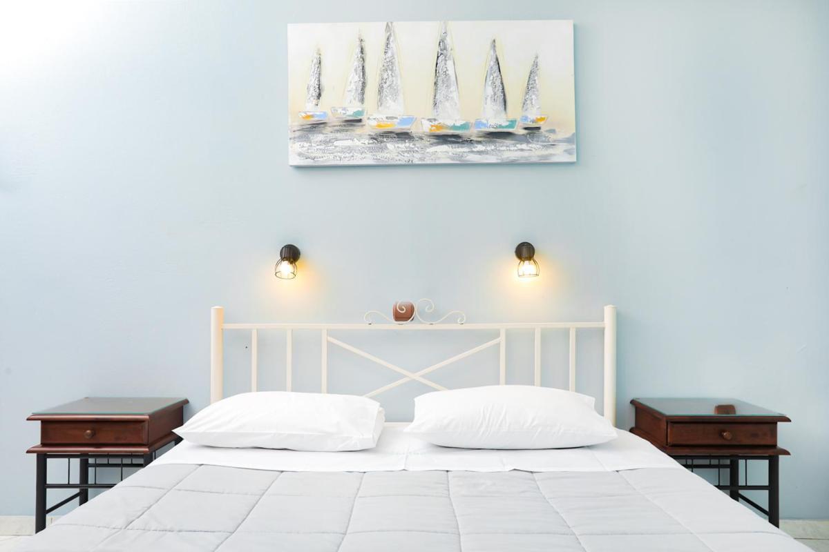 Marina Apartments, Agios Gordios  Exterior photo