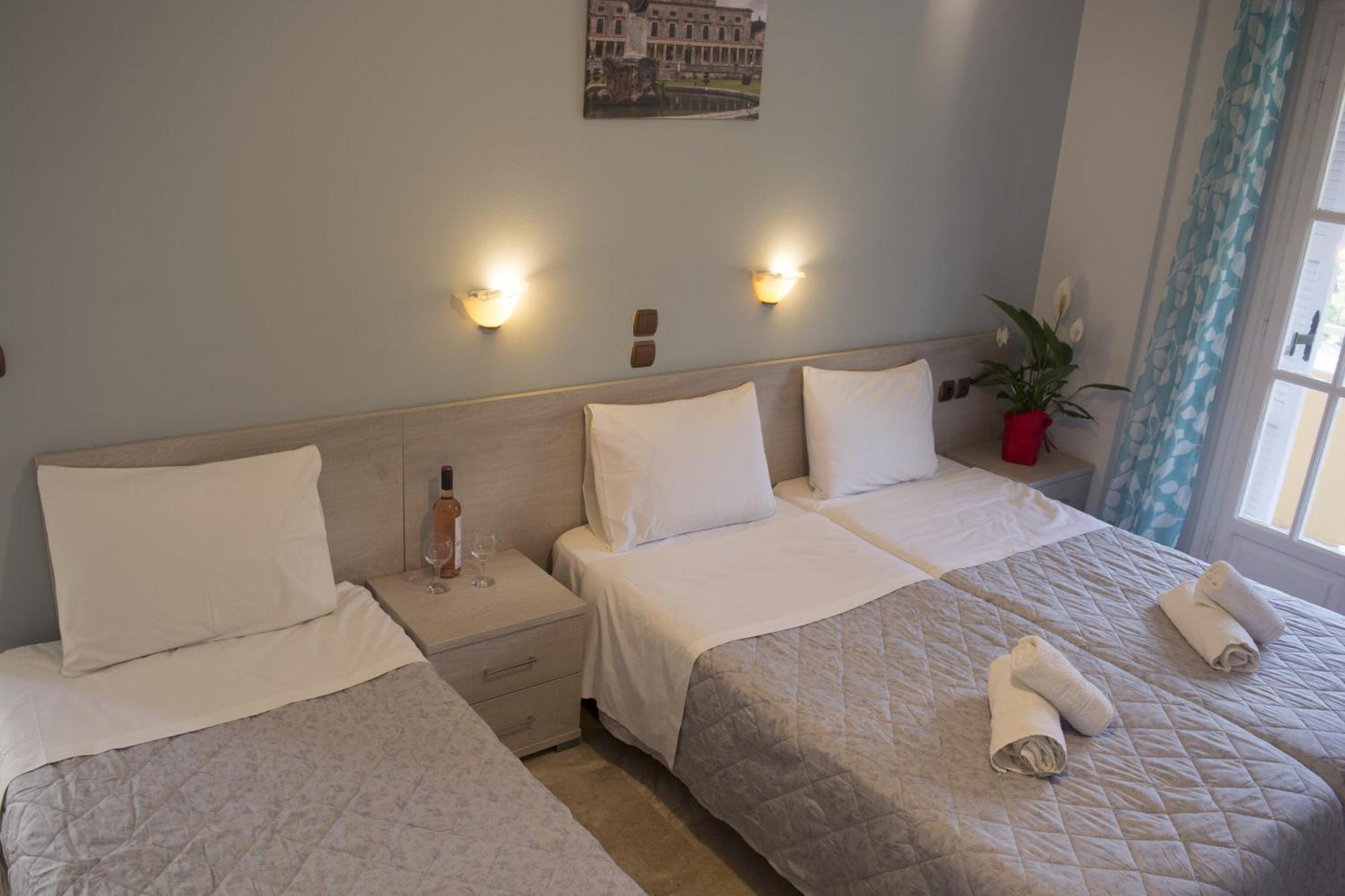 Marina Apartments, Agios Gordios  Exterior photo