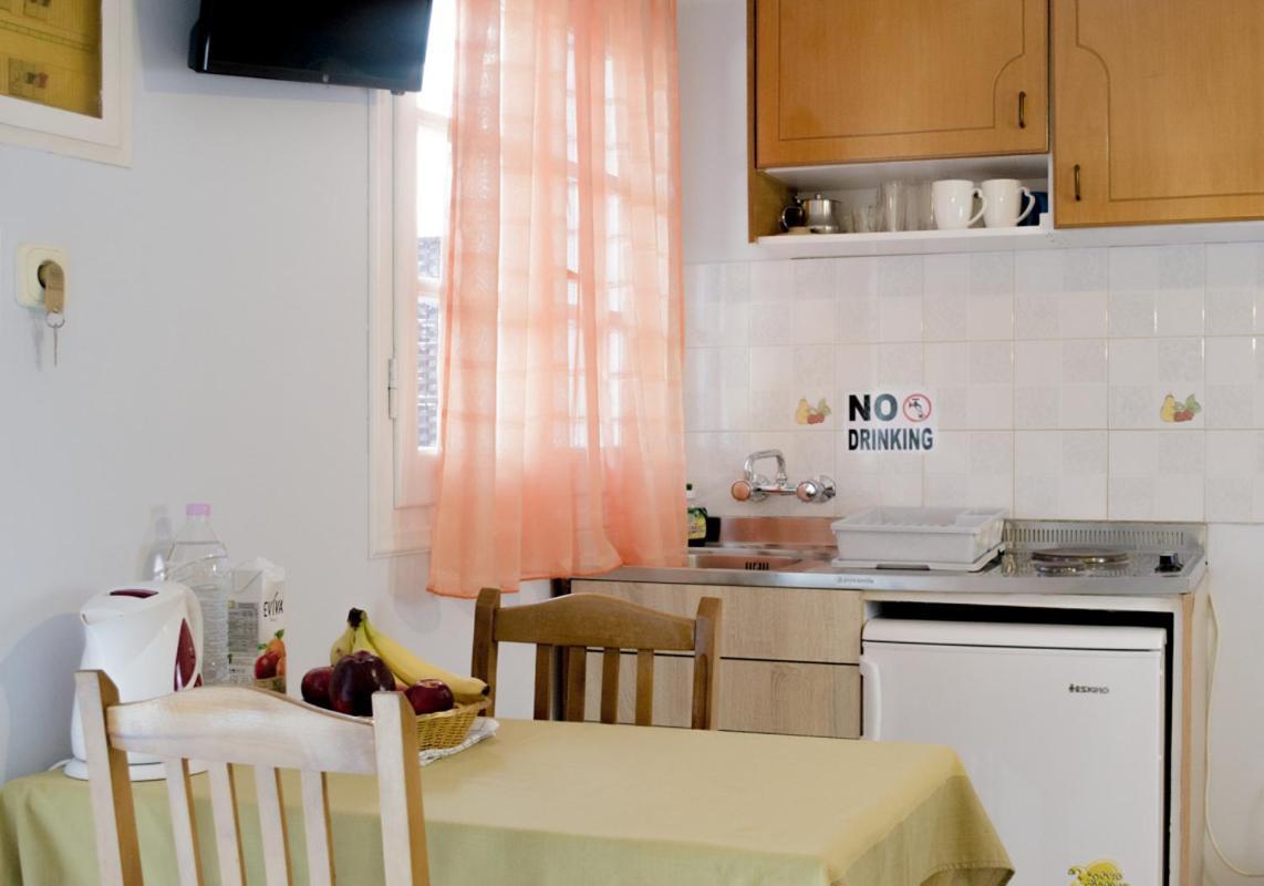 Marina Apartments, Agios Gordios  Exterior photo