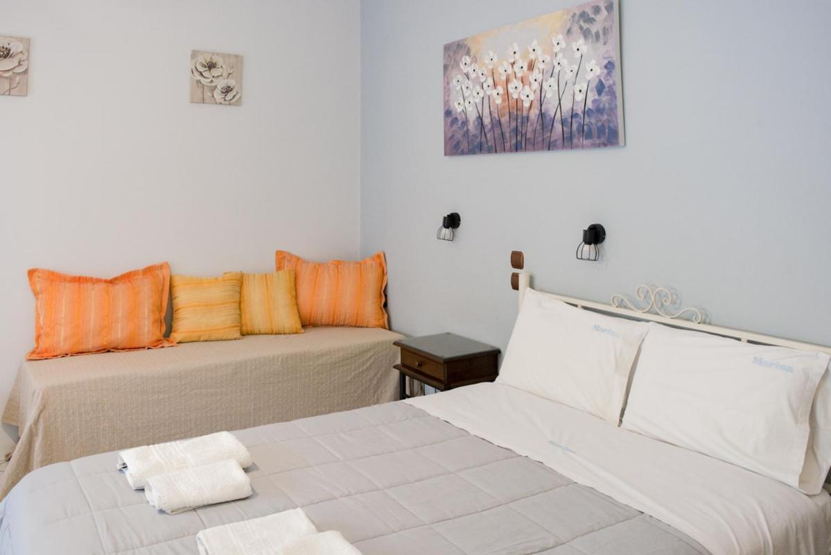 Marina Apartments, Agios Gordios  Exterior photo